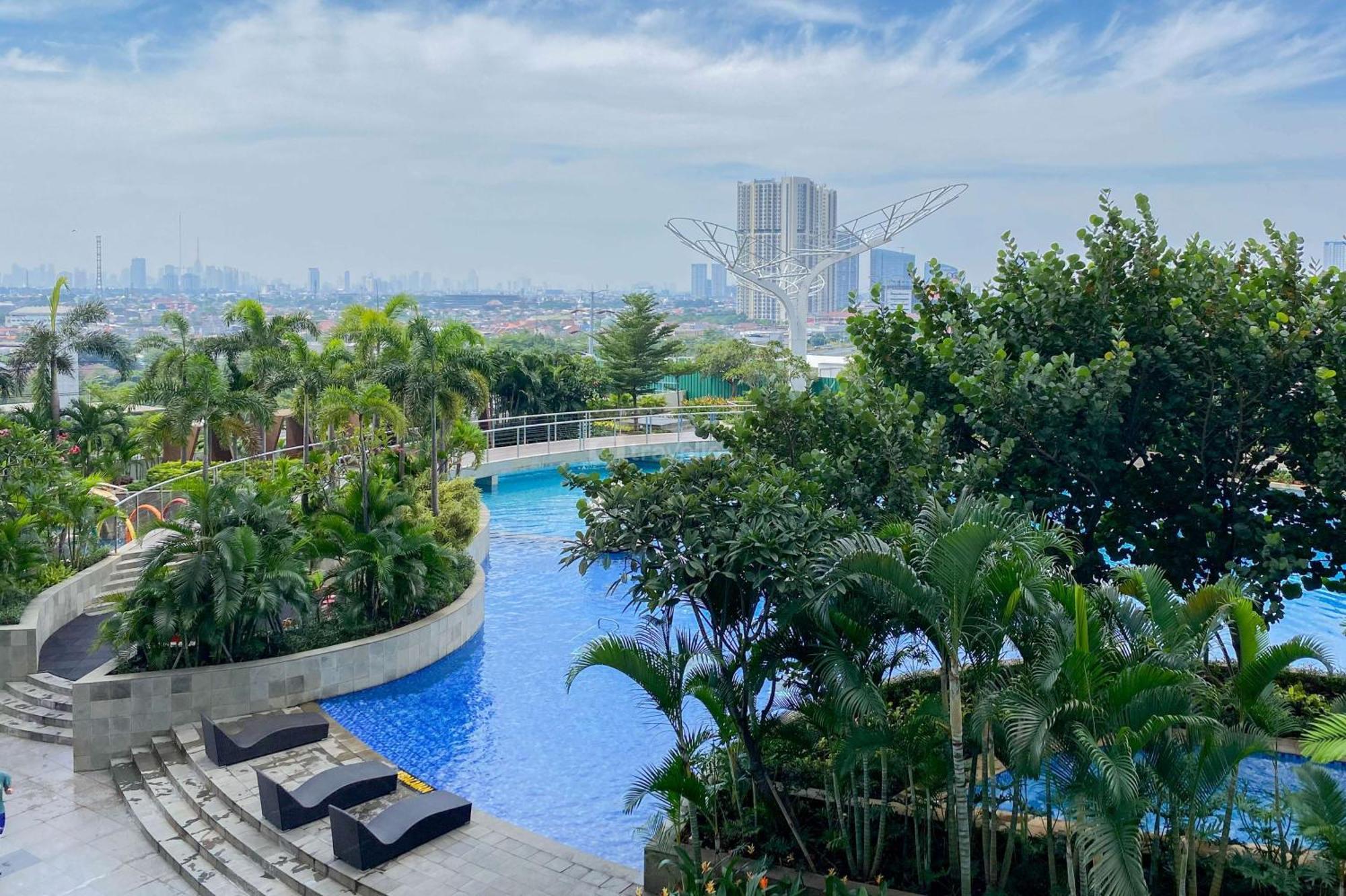 Good Choice And Location West Vista By Travelio Jakarta